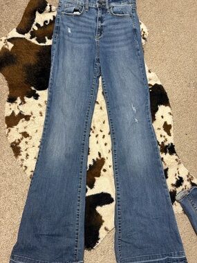 Women's Boot Cut Jeans in Medium Blue Denim